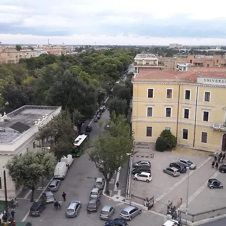 ベッド・アンド・ブレックファスト Conte Di Cavour