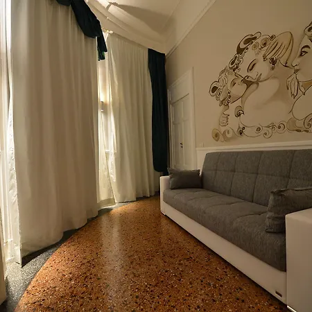 Conte Di Cavour 4*