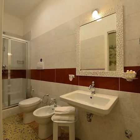 Conte Di Cavour 4*
