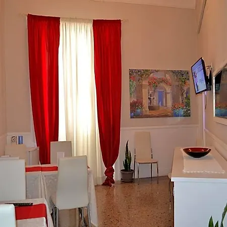 Conte Di Cavour Oda ve Kahvaltı