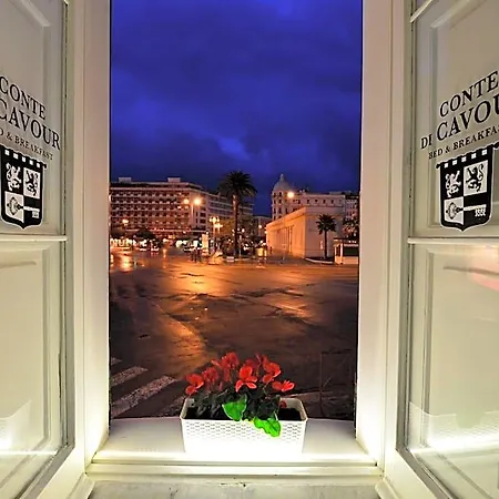 Conte Di Cavour Oda ve Kahvaltı